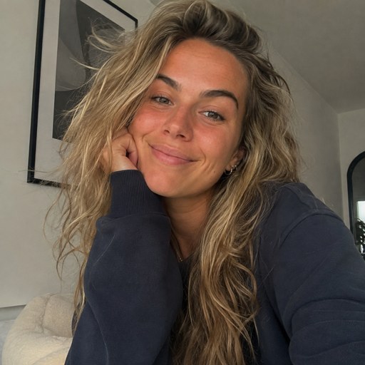 Sanne, 29